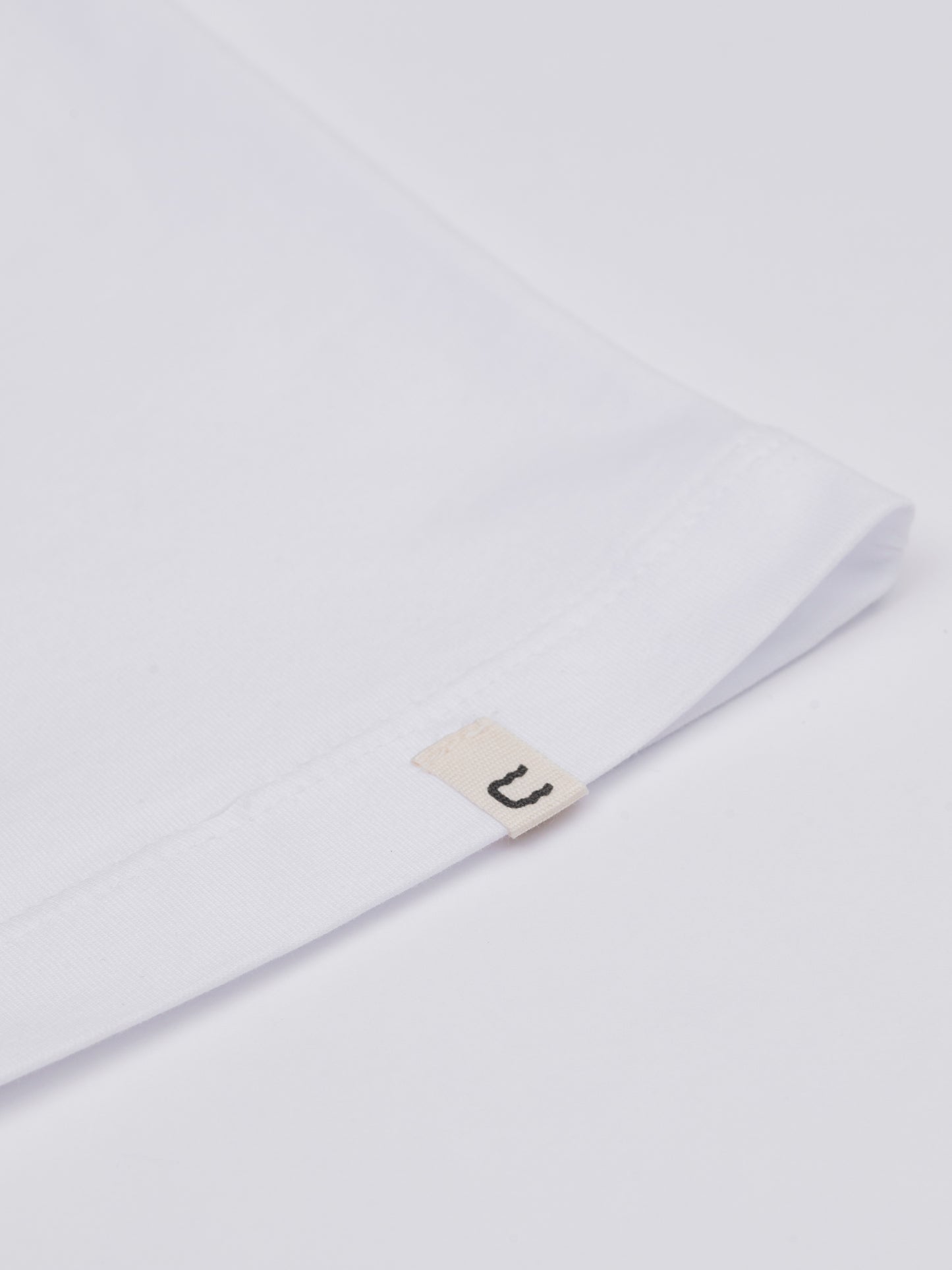 Camiseta Logo Complot