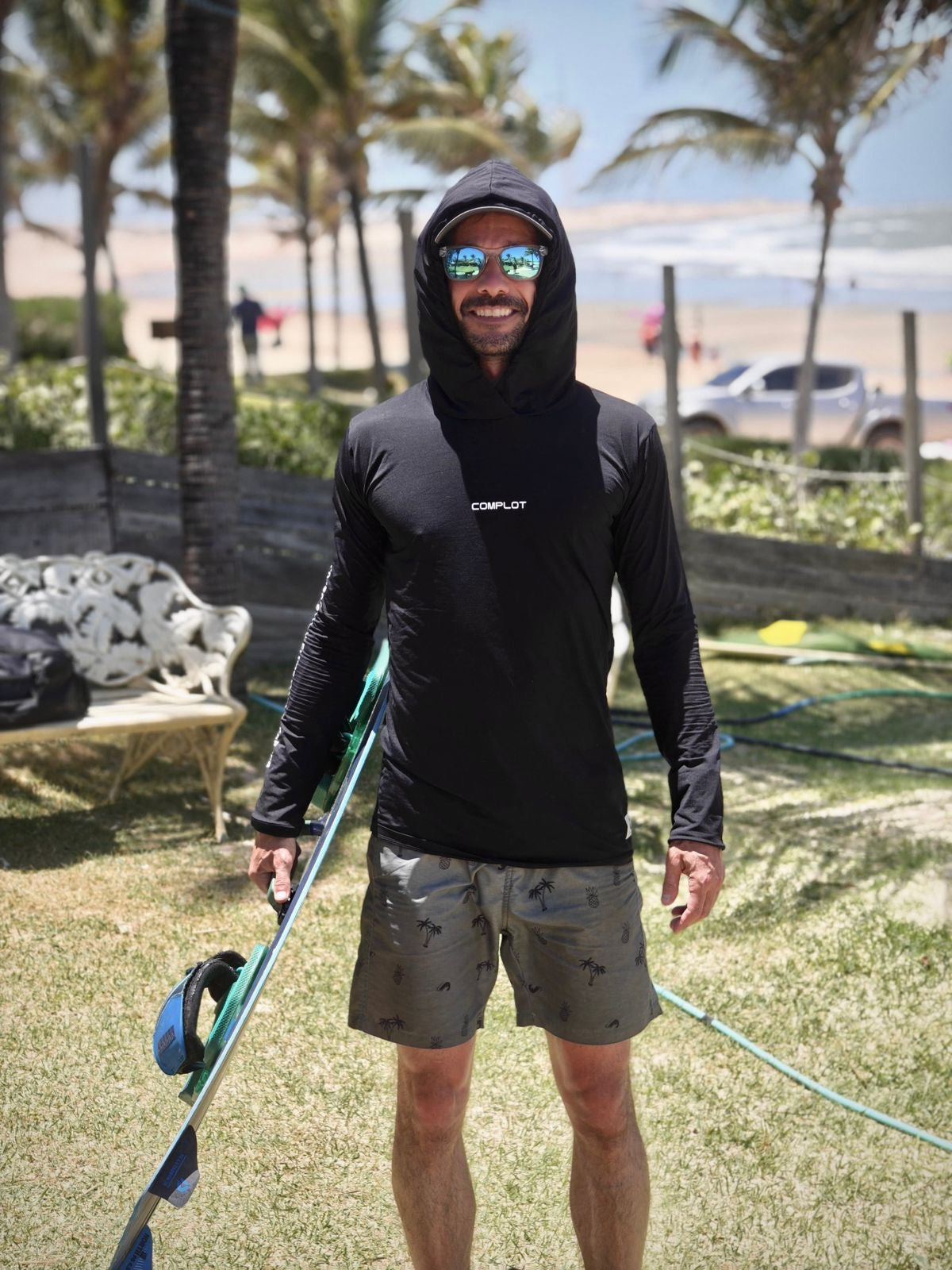 Rash con Capucha Microfibra